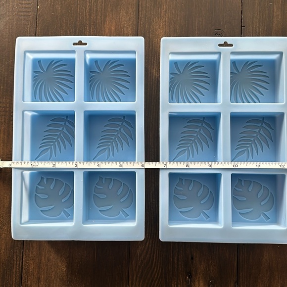 Bundle of 12 Silicone Molds - Picture 1 of 16